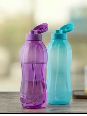 Tupperware 2 Purple Flip-Top Water Bottles